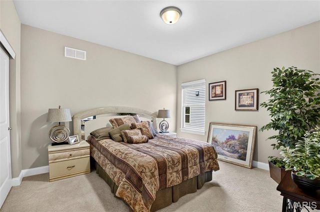 240 Carlton Point Drive, Wentzville, MO 63385