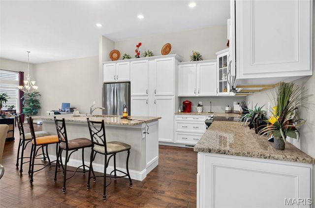 240 Carlton Point Drive, Wentzville, MO 63385