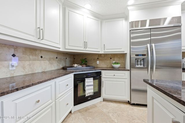 3293 OLD BARN RD Road E, Ponte Vedra Beach, FL 32082