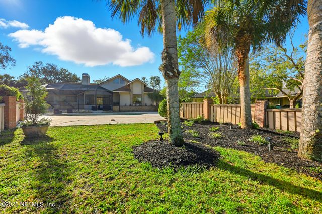 3293 OLD BARN RD Road E, Ponte Vedra Beach, FL 32082