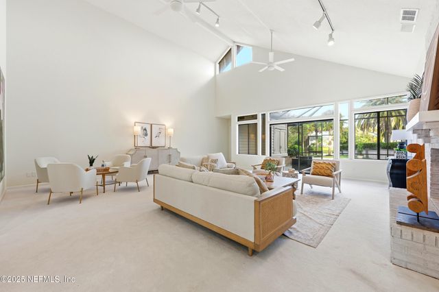 3293 OLD BARN RD Road E, Ponte Vedra Beach, FL 32082