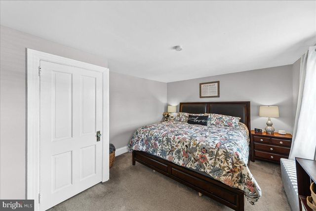 407 WALNUT ST, Parkesburg, PA 19365