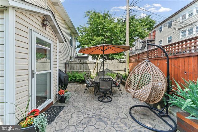 407 WALNUT ST, Parkesburg, PA 19365