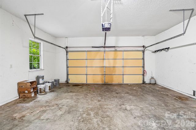 124 Karla Circle, Hendersonville, NC 28739