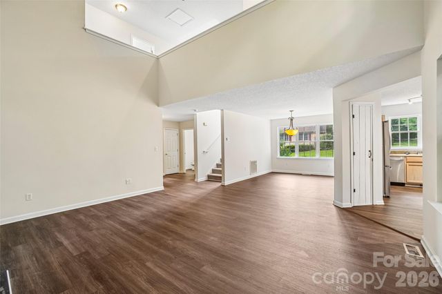 124 Karla Circle, Hendersonville, NC 28739
