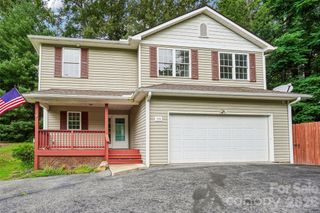 124 Karla Circle, Hendersonville, NC 28739