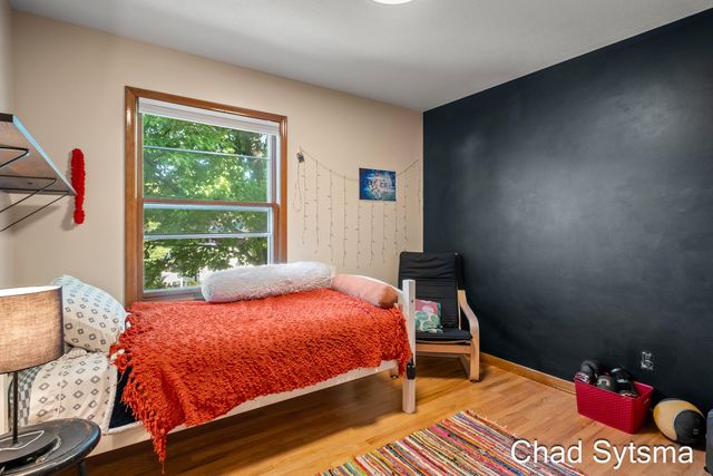 1827 Millbrook Street Se, City Of Grand Rapids, MI 49508