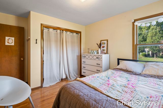 1827 Millbrook Street Se, City Of Grand Rapids, MI 49508