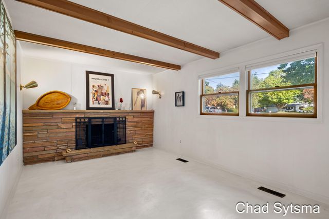 1827 Millbrook Street Se, City Of Grand Rapids, MI 49508