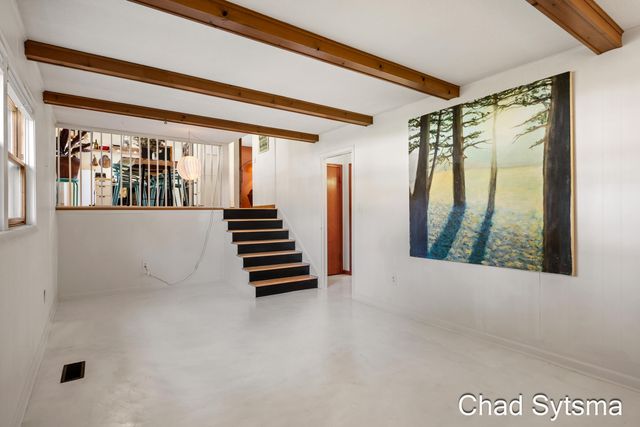 1827 Millbrook Street Se, City Of Grand Rapids, MI 49508