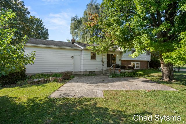 1827 Millbrook Street Se, City Of Grand Rapids, MI 49508