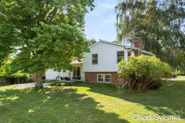 1827 Millbrook Street Se, City Of Grand Rapids, MI 49508