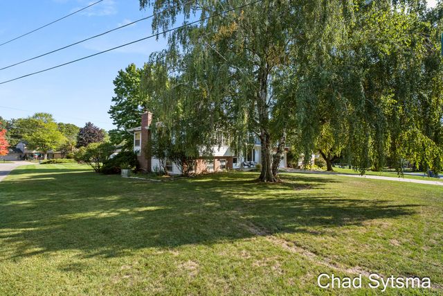 1827 Millbrook Street Se, City Of Grand Rapids, MI 49508