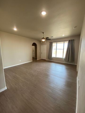 7002 12th Street, Lubbock, TX 79416