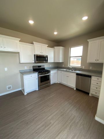 7002 12th Street, Lubbock, TX 79416