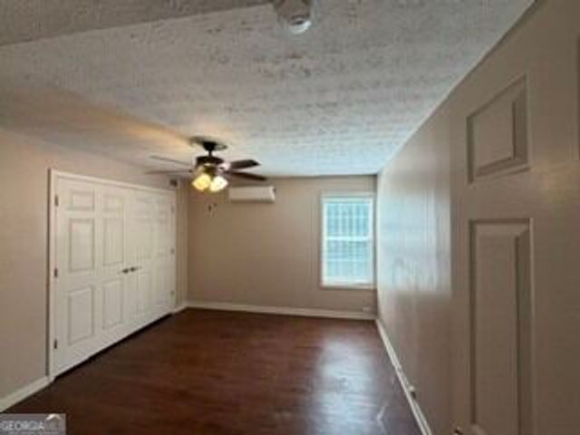4711 Deer Crossing Court, Flowery Branch, GA 30542