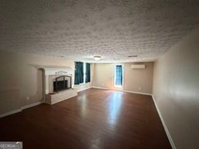 4711 Deer Crossing Court, Flowery Branch, GA 30542