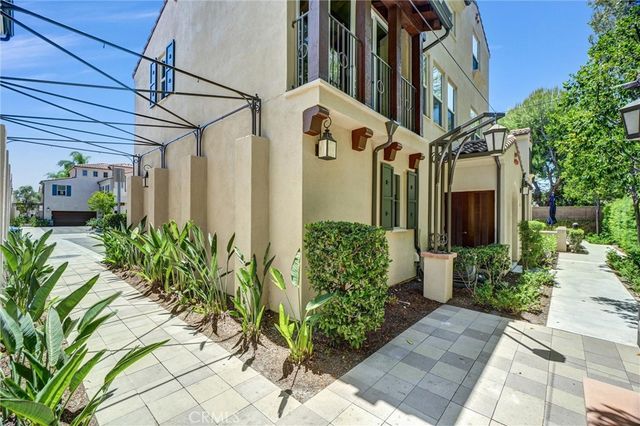 104 Borrego, Irvine, CA 92618