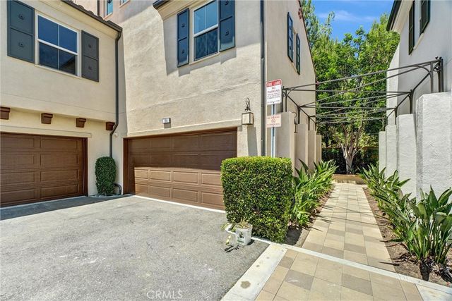 104 Borrego, Irvine, CA 92618