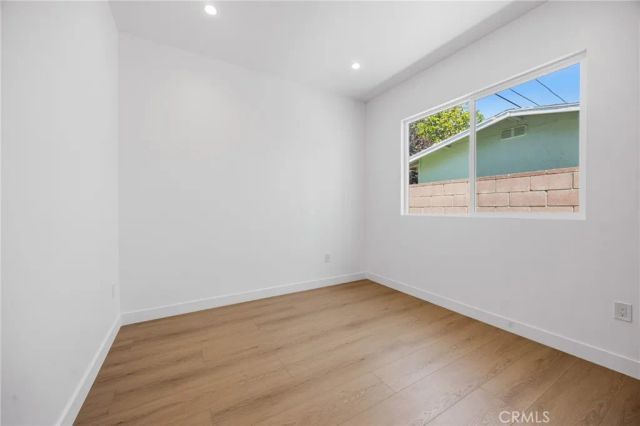 7649 Melvin Avenue, Reseda, CA 91335