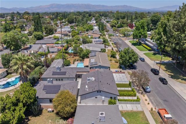 7649 Melvin Avenue, Reseda, CA 91335