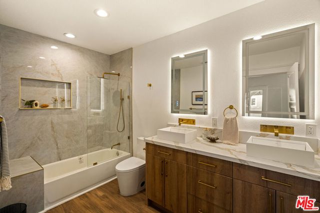 1726 W 52nd Street, Los Angeles, CA 90062