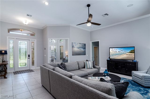 336 Waterleaf CT, Marco Island, FL 34145