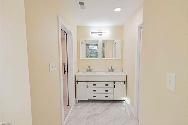 1020 Poquoson AVE C, Poquoson, VA 23662