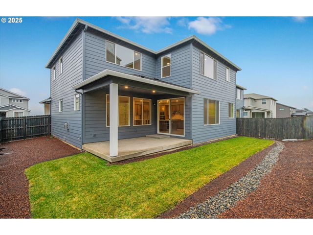 4051 W 4TH St, Washougal, WA 98671