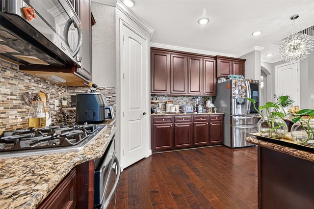 20118 Bandera Lake Lane, Richmond, TX 77407