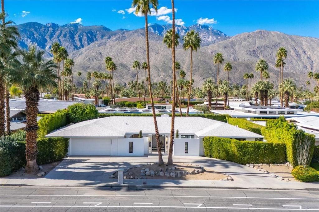 2027 S Toledo Avenue, Palm Springs, CA 92264