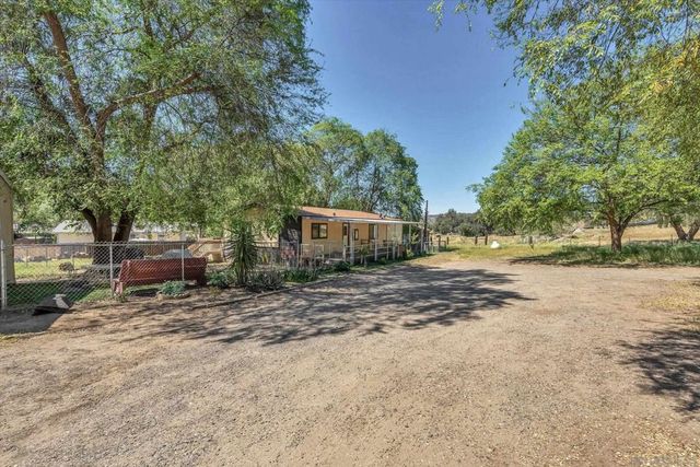 24665 E Old Julian Hwy, Ramona, CA 92065