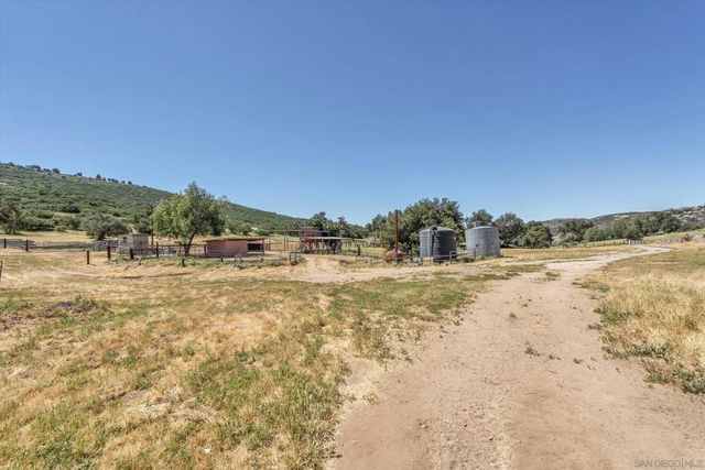 24665 E Old Julian Hwy, Ramona, CA 92065