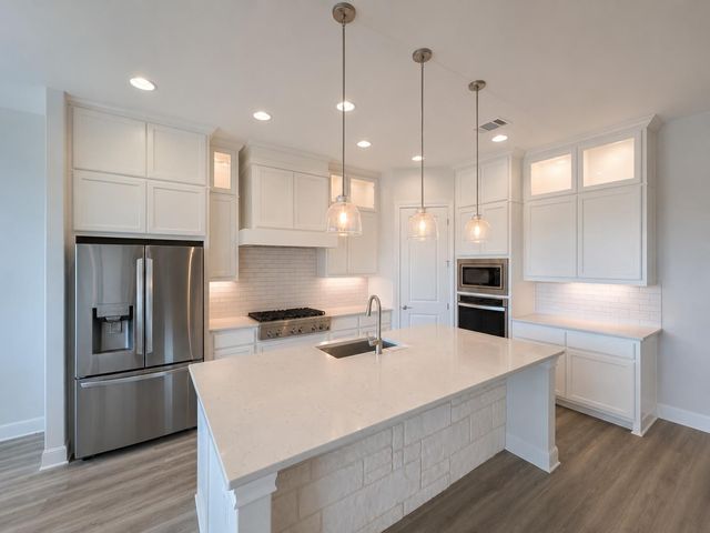19513 Diversion CIR, Jonestown, TX 78645