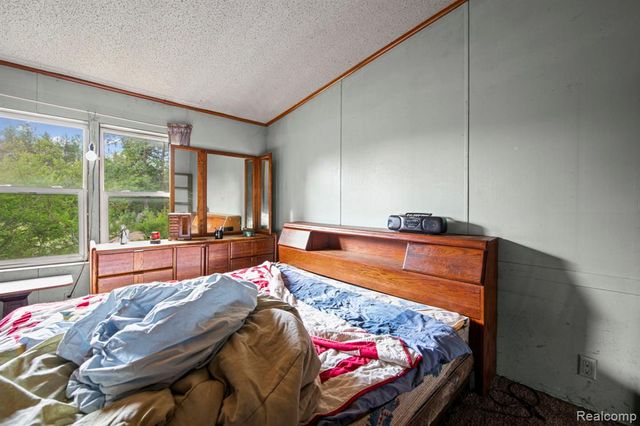 51105 Arkona Road, Belleville, MI 48111