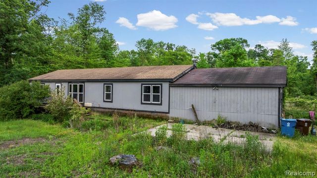 51105 Arkona Road, Belleville, MI 48111