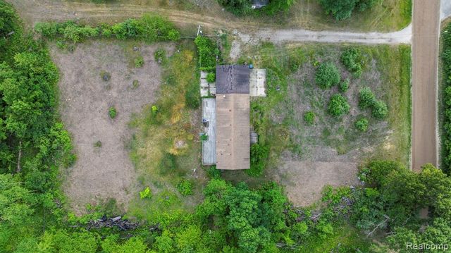 51105 Arkona Road, Belleville, MI 48111