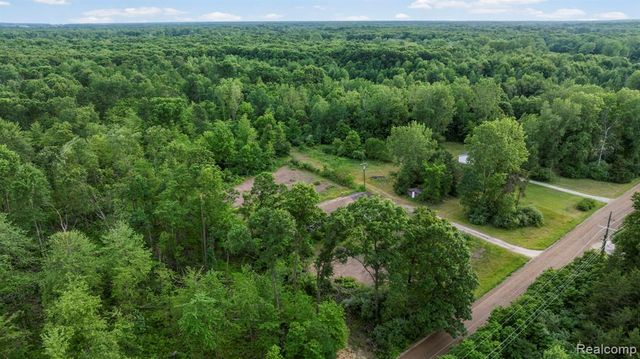 51105 Arkona Road, Belleville, MI 48111