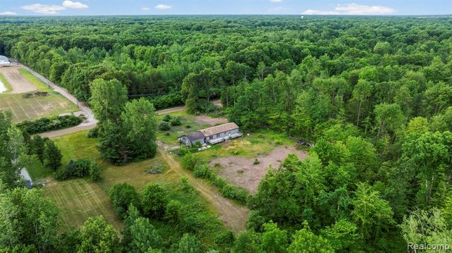 51105 Arkona Road, Belleville, MI 48111