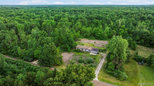 51105 Arkona Road, Belleville, MI 48111