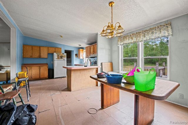 51105 Arkona Road, Belleville, MI 48111