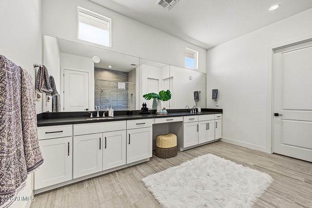 17440 W CARLISLE Drive, Surprise, AZ 85388