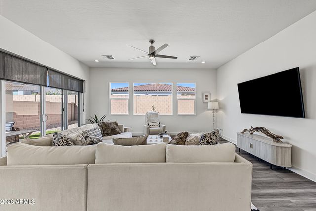 17440 W CARLISLE Drive, Surprise, AZ 85388