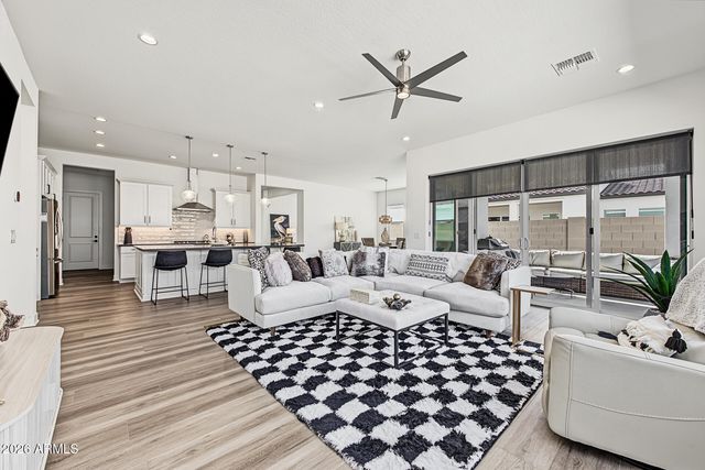 17440 W CARLISLE Drive, Surprise, AZ 85388