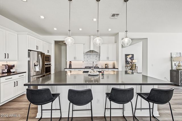 17440 W CARLISLE Drive, Surprise, AZ 85388