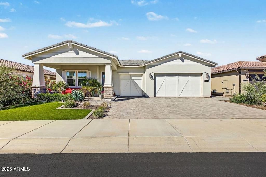 17440 W CARLISLE Drive, Surprise, AZ 85388
