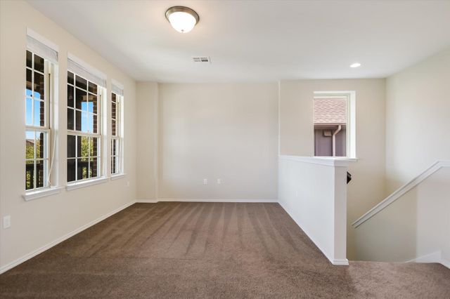 9516 Hunter LN, Austin, TX 78748