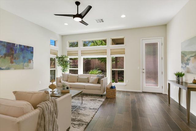 9516 Hunter LN, Austin, TX 78748