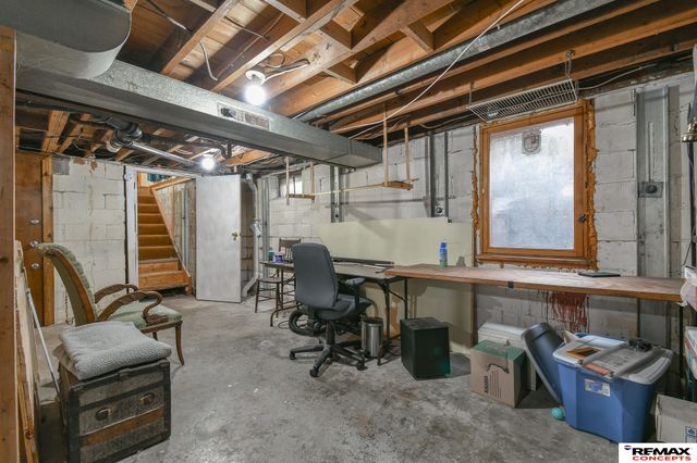 1916 N 32Nd Street, Lincoln, NE 68503