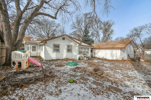 1916 N 32Nd Street, Lincoln, NE 68503